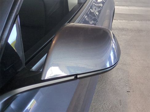 Used 2022 Tesla Model 3 Long Range image 12