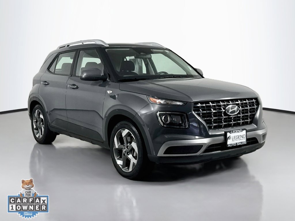 Used 2025 Hyundai Venue SEL FWD image 4