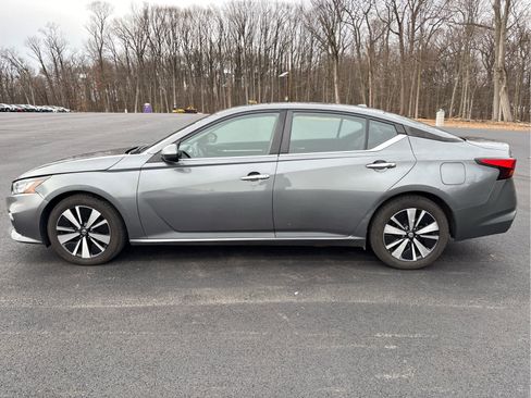 Used 2021 Nissan Altima 2.5 SV image 4