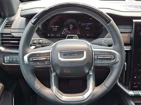 Used 2025 GMC Acadia Denali w/ Super Cruise Package AWD/4WD image 21