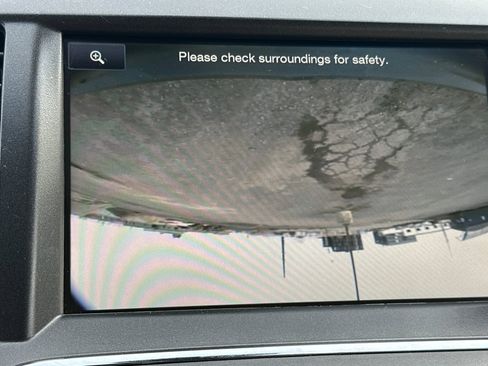 Used 2014 Lincoln MKS w/ Equipment Group 101A image 26