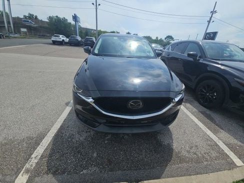Used 2018 MAZDA CX-5 Touring w/ Preferred Equipment Package AWD/4WD image 8
