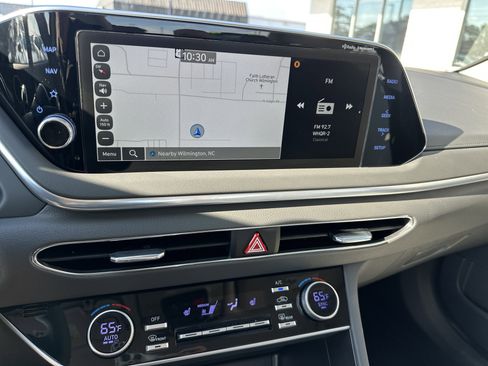 Used 2023 Hyundai Sonata SEL image 17