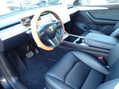 Used 2024 Tesla Model Y Long Range image 16