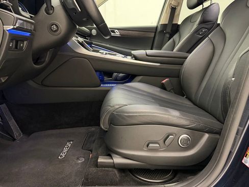Used 2024 Genesis GV80 2.5T AWD/4WD image 2