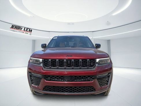 New 2026 Jeep Grand Cherokee L Summit w/ Obsidian Package AWD/4WD image 8