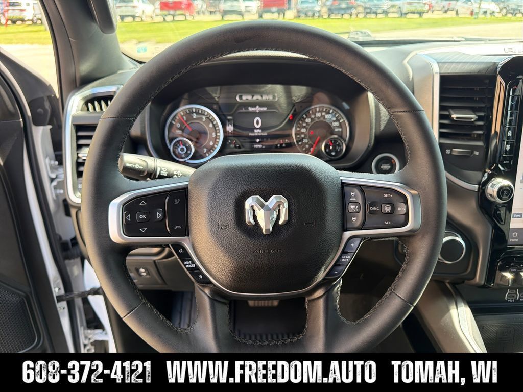 Used 2025 RAM 1500 Big Horn AWD/4WD image 14