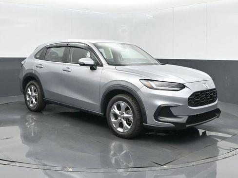 Used 2023 Honda HR-V LX image 1