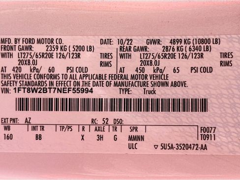 Used 2022 Ford F250 Platinum w/ FX4 Off-Road Package image 25