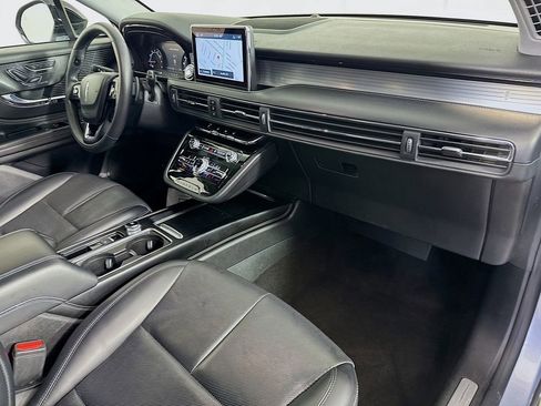 Used 2022 Lincoln Corsair FWD w/ Equipment Group 101A image 35