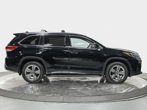 Used 2018 Toyota Highlander Limited image 8