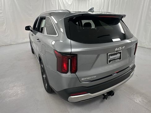 New 2026 Kia Sorento EX w/ EX Premium Package AWD/4WD image 5