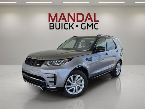 Used 2020 Land Rover Discovery Landmark image 1