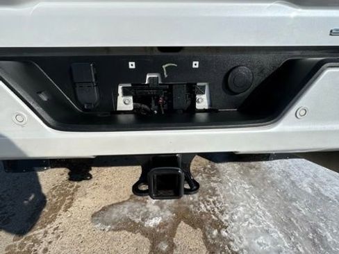 Used 2021 GMC Sierra 3500 Denali w/ Denali Ultimate Package image 23