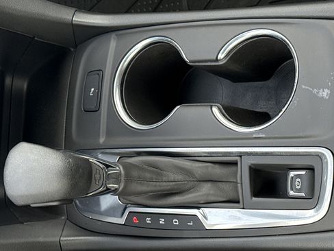 Certified 2024 Chevrolet Equinox LT w/ LPO, Floor Liner Package image 25