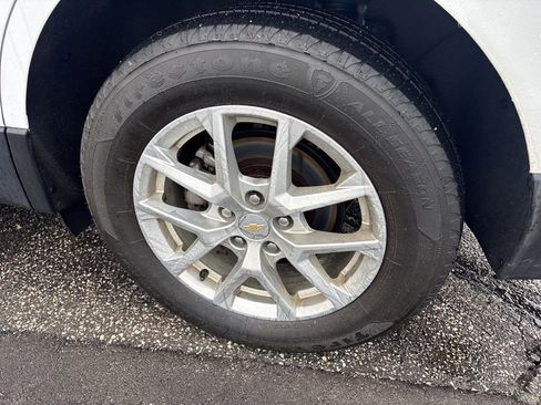 Used 2022 Chevrolet Equinox LT AWD/4WD image 11