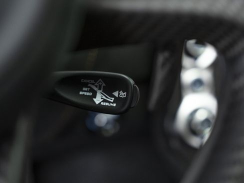 Used 2022 McLaren 720S Spider RWD image 53