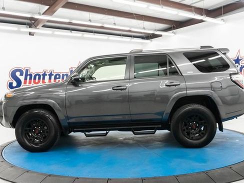 Used 2023 Toyota 4Runner SR5 Premium w/ Moonroof Package image 5