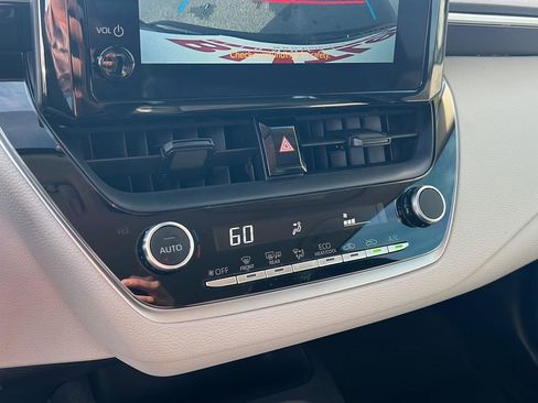 Certified 2025 Toyota Corolla LE w/ Convenience Package FWD image 25