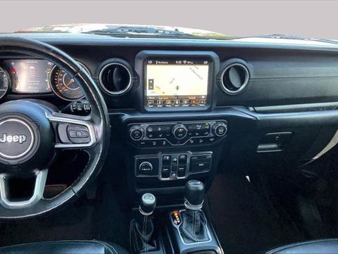 Certified 2018 Jeep Wrangler Unlimited Sahara AWD/4WD image 7