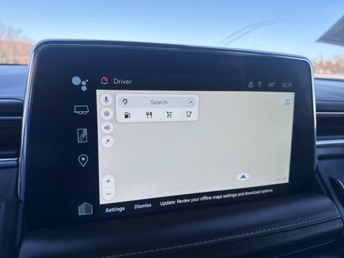 Used 2023 Chevrolet Tahoe Z71 w/ Z71 Off-Road Package image 3