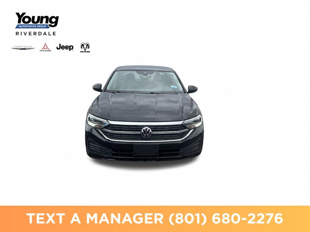 Used 2024 Volkswagen Jetta SE FWD image 8