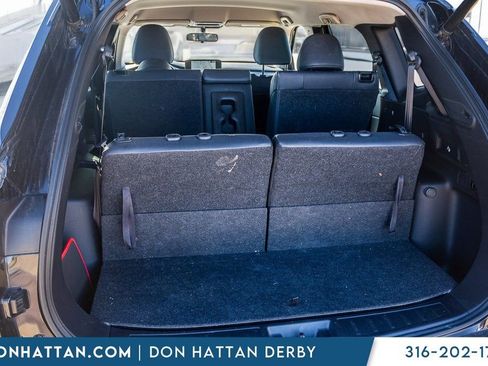 Used 2022 Mitsubishi Outlander SE image 33