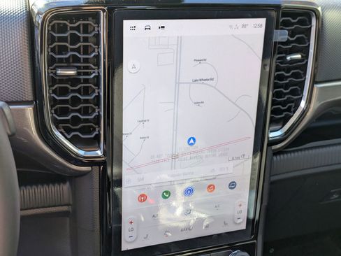 New 2025 Ford Ranger XLT w/ Equipment Group 301A High image 18