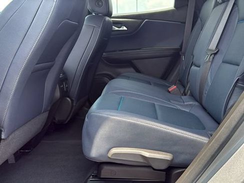 Used 2023 Chevrolet Blazer RS w/ Driver Confidence II Package FWD image 25