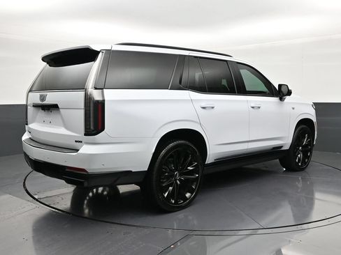 Used 2026 Cadillac Escalade Platinum Sport w/ LPO, ONYX Package AWD/4WD image 5