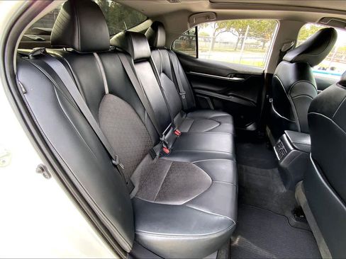 Certified 2022 Toyota Camry XSE image 18