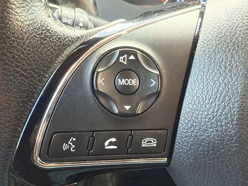 Used 2020 Mitsubishi Outlander AWD image 12