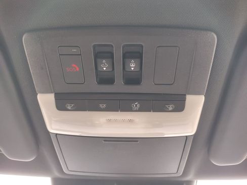 Used 2022 Mitsubishi Outlander SEL image 32