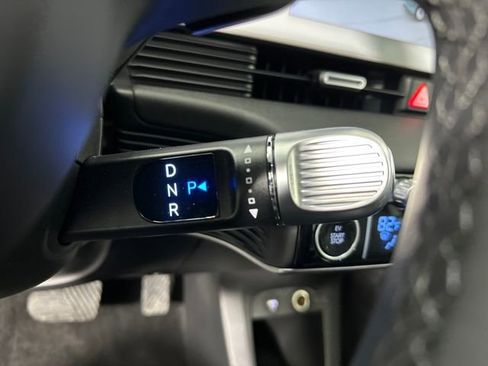 Used 2024 Hyundai Ioniq 5 Limited image 20