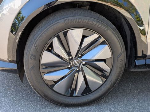 Used 2023 Nissan Ariya FWD image 10