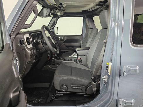 New 2026 Jeep Gladiator Mojave AWD/4WD image 18