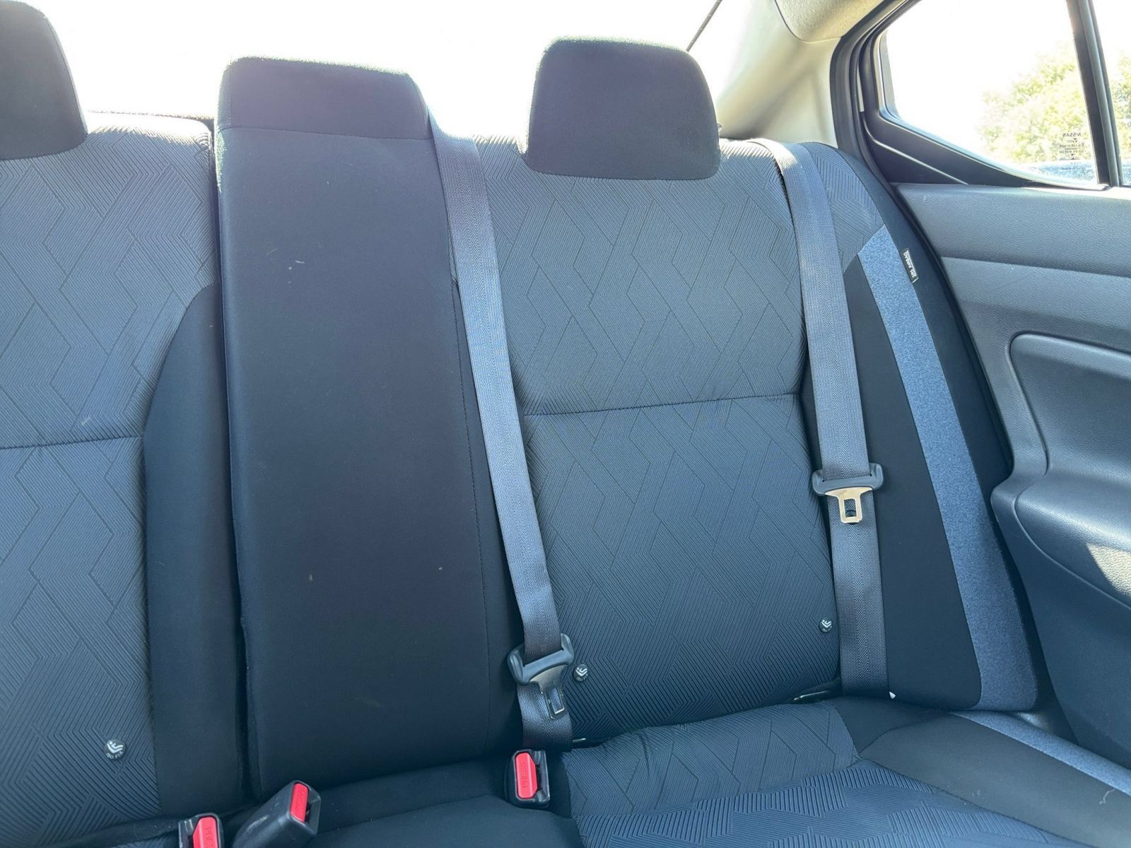Used 2025 Nissan Versa SV FWD image 34
