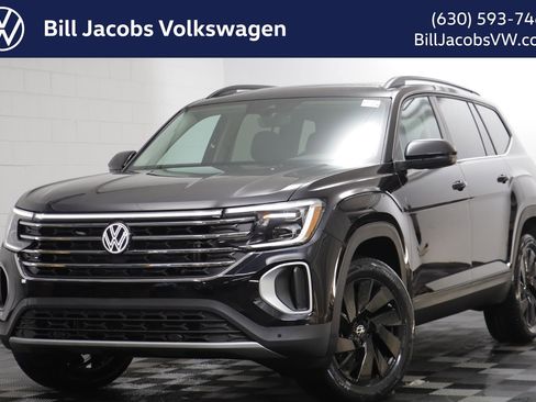 New 2026 Volkswagen Atlas SE w/ Panoramic Sunroof Package image 1