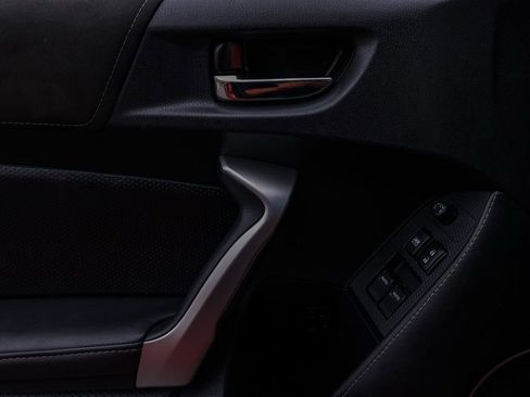 Used 2017 Toyota 86 image 23