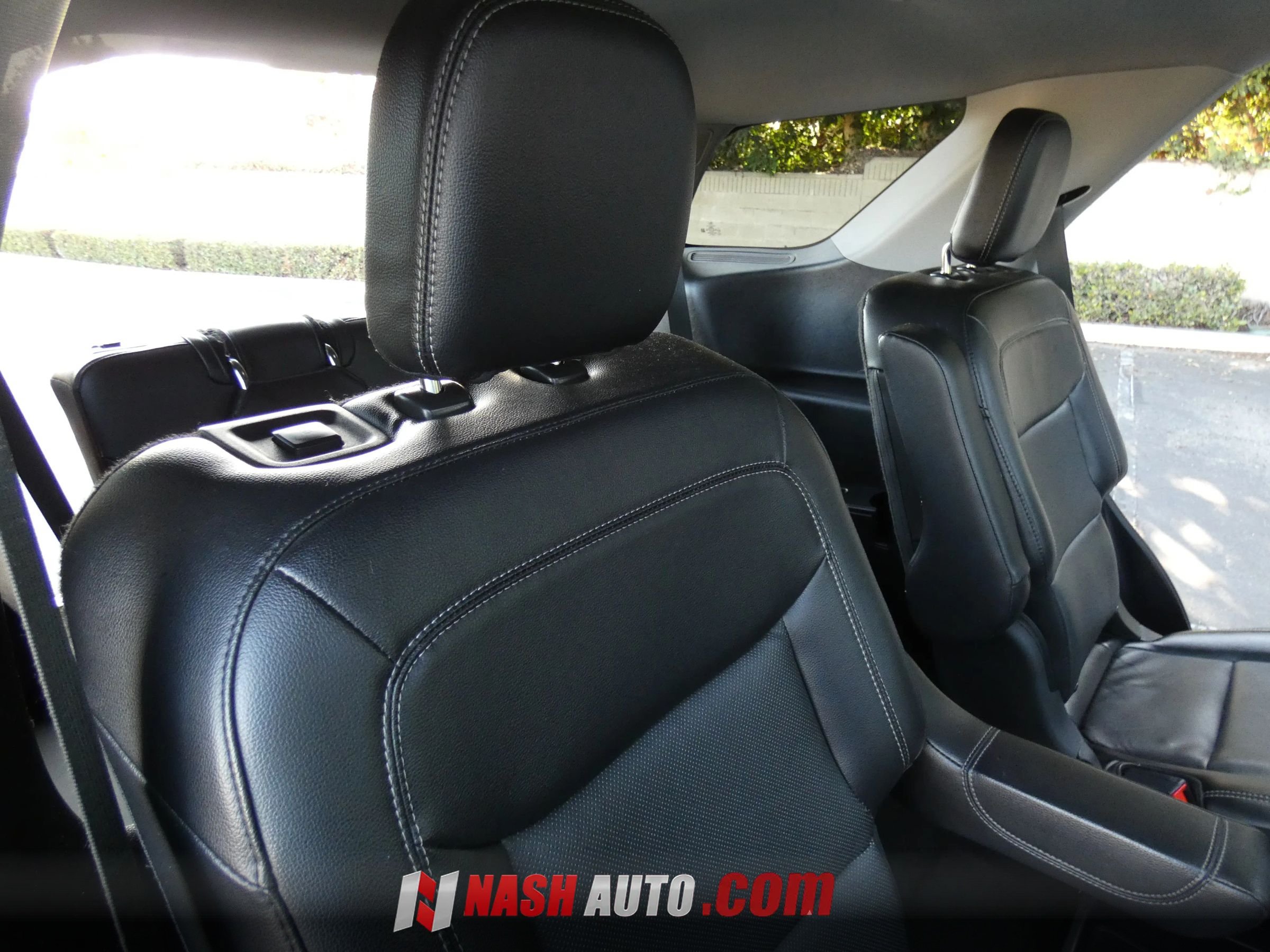 Used 2021 Ford Explorer Limited AWD/4WD image 42