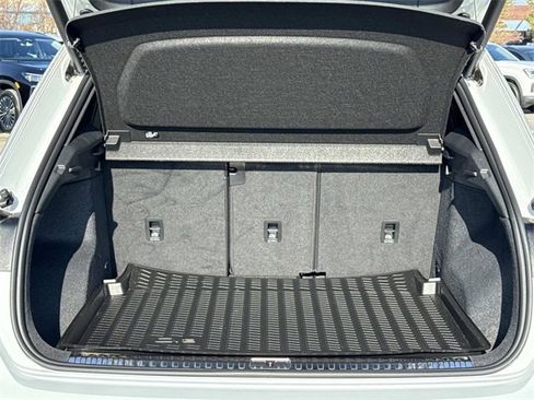 Certified 2025 Audi Q3 2.0T Premium Plus w/ Premium Plus Package image 30