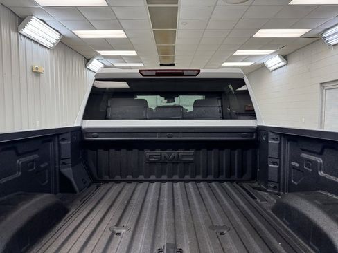 New 2026 GMC Sierra 2500 SLE image 18