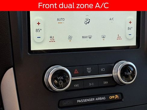 Used 2022 Ford Edge SEL w/ Convenience Package image 15