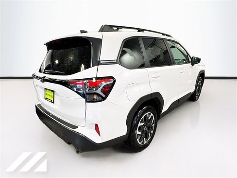 New 2026 Subaru Forester Premium image 5