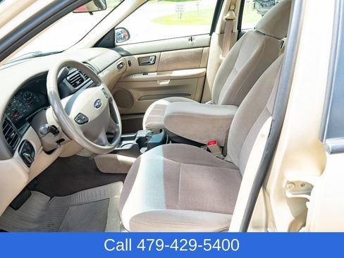 Used 2001 Ford Taurus SES FWD image 19