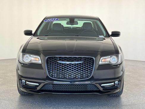 Used 2023 Chrysler 300 Touring L w/ Popular Equipment Group AWD/4WD image 8