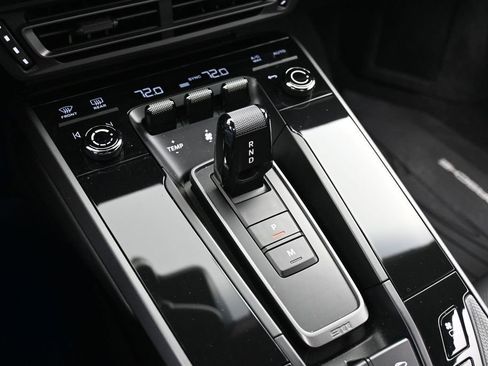 Certified 2024 Porsche 911 Targa 4S AWD/4WD image 23