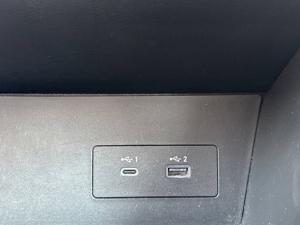 Used 2024 Nissan Pathfinder SV FWD image 14