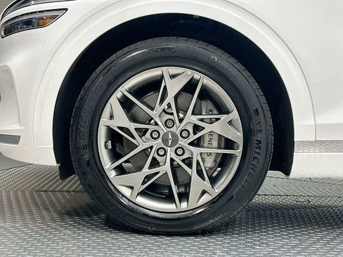 Used 2023 Genesis GV70 2.5T Select w/ Select Package image 5