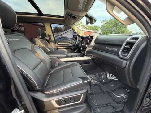 Used 2020 RAM 1500 Laramie AWD/4WD image 16
